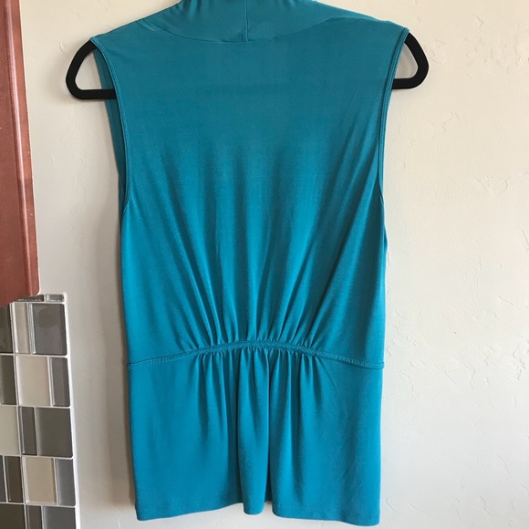 Nine West teal sleeveless top - Picture 2 of 4